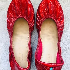 ISO Red Diamond Tieks